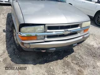 ✅ 2002 Chevrolet Blazer LS • VIN: 1GNDT13W92K219018 • Lot: 42967417. Wystawiony na IAAI z przebiegiem 162 926 mil. Bezpłatny archiwum sprzedaży aukcyjnych z USA i szczegółowy raport historii pojazdu na DreamBid. Zdjęcie 6.