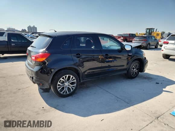 2016 Mitsubishi Outlander SE с VIN JA4AP3AWXGZ035942, выставлен на аукционе Copart как лот 70641665 с пробегом Не указан миль и Списание • Salvage title. История ставок и продаж доступна на DreamBid. Изображение 3.