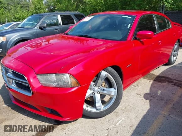 ✅ 2011 Dodge Charger Mopar 11 • VIN: 2B3CL5CT6BH571998 • Лот: 42622140. Опубликован ранее на IAAI с пробегом 120 500 миль. Бесплатный доступ к архиву аукционных продаж из США и подробный отчёт об истории автомобиля на DreamBid. Изображение 6.