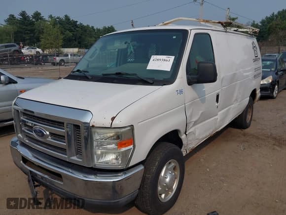 ✅ 2011 Ford Econoline Cargo Commercial • VIN: 1FTSE3EL3BDA08183 • Лот: 42893861. Опубликован ранее на IAAI с пробегом 232 872 миль. Бесплатный доступ к архиву аукционных продаж из США и подробный отчёт об истории автомобиля на DreamBid. Изображение 2.