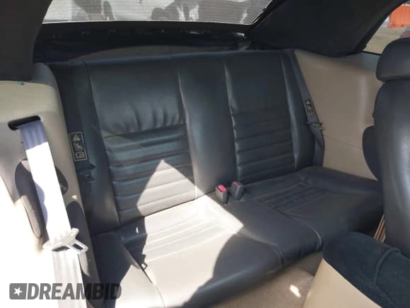 ✅ 2001 Ford Mustang GT Deluxe • VIN: 1FAFP45X61F196100 • Lot: 41770079. Listed on IAAI with 153,257 mi. Free auction sales archive from the USA and detailed vehicle history report at DreamBid. Image 8.