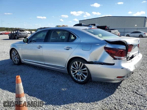 ✅ 2014 Lexus LS 460 L • VIN: JTHGL5EF2E5052609 • Lot: 76527424. Listed on Copart with 104,932 mi. Free auction sales archive from the USA and detailed vehicle history report at DreamBid. Image 2.