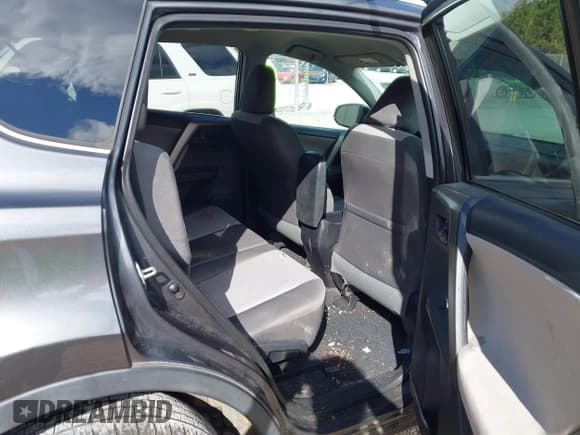 ✅ 2014 Toyota RAV4 LE • VIN: 2T3ZFREVXEW086015 • Lot: 43583852. Wystawiony na IAAI z przebiegiem 131 829 mil. Bezpłatny archiwum sprzedaży aukcyjnych z USA i szczegółowy raport historii pojazdu na DreamBid. Zdjęcie 8.