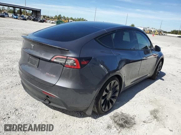 ✅ 2022 Tesla Model Y Performance • VIN: 7SAYGDEF6NF521271 • Lot: 92212045. Listed on Copart with 45,558 mi. Free auction sales archive from the USA and detailed vehicle history report at DreamBid. Image 3.