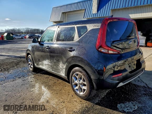 ✅ 2020 Kia Soul EX • VIN: KNDJ33AU4L7076041 • Lot: 93376605. Listed on Copart with 131,816 mi. Free auction sales archive from the USA and detailed vehicle history report at DreamBid. Image 2.