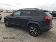 ✅ 2017 Jeep Cherokee Trailhawk L Plus • VIN: 1C4PJMBS2HW505080 • Lot: 81503685. Wystawiony na Copart z przebiegiem 66 251 mil. Bezpłatny archiwum sprzedaży aukcyjnych z USA i szczegółowy raport historii pojazdu na DreamBid. Zdjęcie 2.