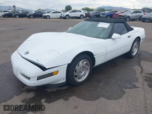 ✅ 1994 Chevrolet Corvette • VIN: 1G1YY32P0R5103497 • Lot: 43118727. Wystawiony na IAAI z przebiegiem 163 347 mil. Bezpłatny archiwum sprzedaży aukcyjnych z USA i szczegółowy raport historii pojazdu na DreamBid. Zdjęcie 2.