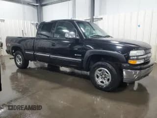 ✅ 2002 Chevrolet Silverado 1500 • VIN: 2GCEK19V521238924 • Лот: 76926984. Опубликован ранее на Copart с пробегом 243 693 миль. Бесплатный доступ к архиву аукционных продаж из США и подробный отчёт об истории автомобиля на DreamBid. Изображение 4.