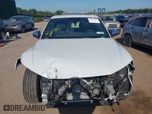 ✅ 2023 Audi SQ5 Sportback Premium Plus • VIN: WA124AFY3P2110694 • Лот: 42551929. Опубликован ранее на IAAI с пробегом 19 050 миль. Бесплатный доступ к архиву аукционных продаж из США и подробный отчёт об истории автомобиля на DreamBid. Изображение 12.