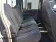 2000 Dodge Dakota Sport z VIN 1B7GG2AN8YS665678, wystawiony jako Copart lot #63878554 z przebiegiem 92 470 mil mil oraz Szkoda całkowita • Salvage title. Historia ofert i sprzedaży dostępna na DreamBid. Obrazek 10.