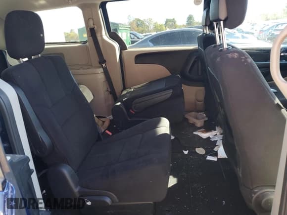 ✅ 2011 Dodge Grand Caravan Express • VIN: 2D4RN4DG3BR690264 • Lot: 86803855. Wystawiony na Copart z przebiegiem 153 848 mil. Bezpłatny archiwum sprzedaży aukcyjnych z USA i szczegółowy raport historii pojazdu na DreamBid. Zdjęcie 11.