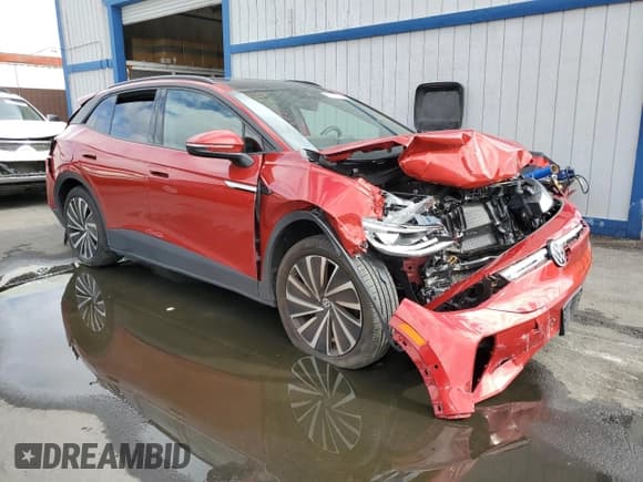 ✅ 2024 Volkswagen ID.4 S • VIN: 1V25MPE81RC005252 • Lot: 86506785. Listed on Copart with 8,250 mi. Free auction sales archive from the USA and detailed vehicle history report at DreamBid. Image 4.