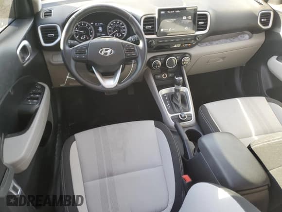 ✅ 2022 Hyundai Venue Limited • VIN: KMHRC8A31NU151558 • Lot: 88103135. Listed on Copart with 45,404 mi. Free auction sales archive from the USA and detailed vehicle history report at DreamBid. Image 8.
