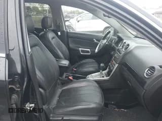 ✅ 2013 Chevrolet Captiva Sport LT • VIN: 3GNAL3EK6DS630800 • Lot: 42253168. Wystawiony na IAAI z przebiegiem 142 396 mil. Bezpłatny archiwum sprzedaży aukcyjnych z USA i szczegółowy raport historii pojazdu na DreamBid. Zdjęcie 5.