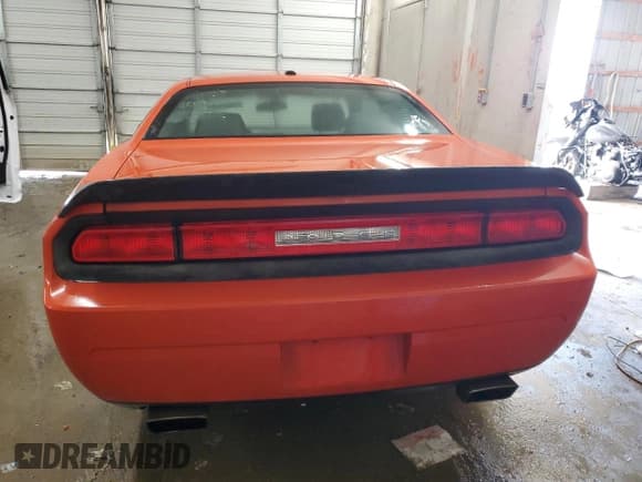 ✅ 2010 Dodge Challenger SRT-8 • VIN: 2B3CJ7DW9AH308882 • Лот: 86567014. Опубликован ранее на Copart с пробегом 110 963 миль. Бесплатный доступ к архиву аукционных продаж из США и подробный отчёт об истории автомобиля на DreamBid. Изображение 6.