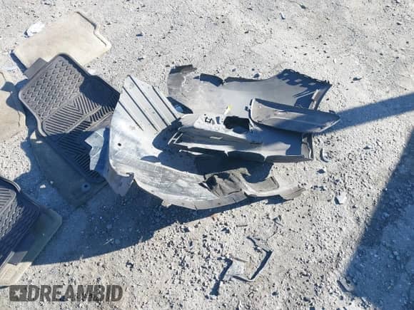 2016 Chevrolet Malibu LS with VIN 1G11A5SA3GU139992, listed as a IAAI auction lot 41062879 with 121,720 mi miles and . Bid and sale history available at DreamBid. Image 12.