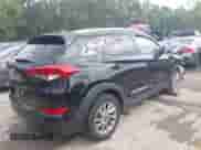 2016 Hyundai Tucson SE z VIN KM8J33A40GU139879, wystawiony jako IAAI lot #43340733 z przebiegiem 148 354 mil mil oraz . Historia ofert i sprzedaży dostępna na DreamBid. Obrazek 4.