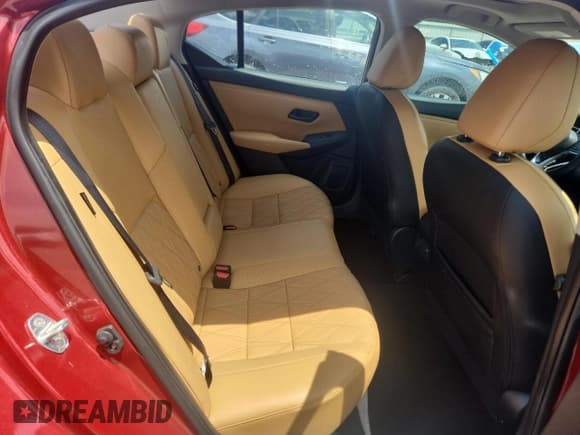 ✅ 2024 Nissan Sentra SV • VIN: 3N1AB8CV6RY211603 • Lot: 63057545. Wystawiony na Copart z przebiegiem 2 813 mil. Bezpłatny archiwum sprzedaży aukcyjnych z USA i szczegółowy raport historii pojazdu na DreamBid. Zdjęcie 10.