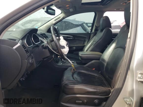 ✅ 2012 Chevrolet Traverse 2LT • VIN: 1GNKVJEDXCJ148173 • Lot: 55961934. Wystawiony na Copart z przebiegiem 150 042 mil. Bezpłatny archiwum sprzedaży aukcyjnych z USA i szczegółowy raport historii pojazdu na DreamBid. Zdjęcie 7.