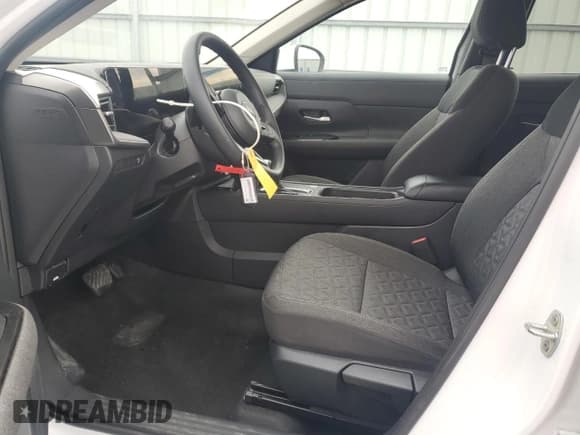 ✅ 2025 Nissan Kicks SV • VIN: 3N8AP6CA8SL393750 • Lot: 91564885. Listed on Copart with 11,501 mi. Free auction sales archive from the USA and detailed vehicle history report at DreamBid. Image 7.