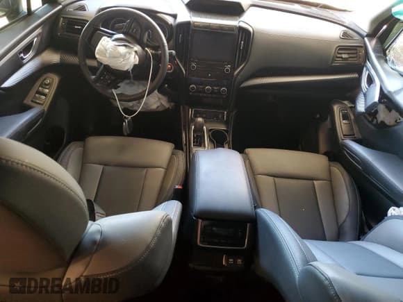 ✅ 2022 Subaru Ascent Onyx • VIN: 4S4WMAJD2N3462860 • Lot: 70335885. Listed on Copart with 18,089 mi. Free auction sales archive from the USA and detailed vehicle history report at DreamBid. Image 8.