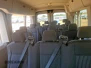 ✅ 2017 Ford Transit XL • VIN: 1FBAX2CM8HKA26053 • Lot: 65787335. Wystawiony na Copart z przebiegiem 84 861 mil. Bezpłatny archiwum sprzedaży aukcyjnych z USA i szczegółowy raport historii pojazdu na DreamBid. Zdjęcie 10.