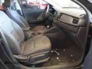 ✅ 2019 Kia Niro LX • VIN: KNDCB3LC6K5243297 • Лот: 42609946. Опубликован ранее на IAAI с пробегом 54 091 миль. Бесплатный доступ к архиву аукционных продаж из США и подробный отчёт об истории автомобиля на DreamBid. Изображение 5.