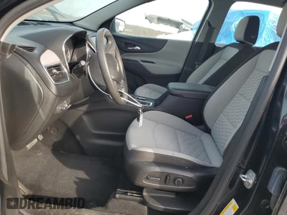 ✅ 2020 Chevrolet Equinox LS • VIN: 2GNAXHEVXL6225273 • Lot: 91455325. Wystawiony na Copart z przebiegiem 59 285 mil. Bezpłatny archiwum sprzedaży aukcyjnych z USA i szczegółowy raport historii pojazdu na DreamBid. Zdjęcie 7.