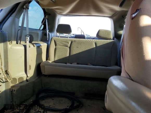 2003 Dodge Caravan Sport with VIN 2D4GP44LX3R211838, listed as a Copart auction lot 74988804 with 107,783 mi miles and Salvage title. Bid and sale history available at DreamBid. Image 10.