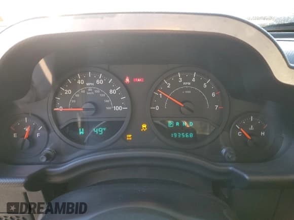 ✅ 2007 Jeep Wrangler X • VIN: 1J4GA391X7L157532 • Lot: 62628075. Listed on Copart with 193,568 mi. Free auction sales archive from the USA and detailed vehicle history report at DreamBid. Image 9.