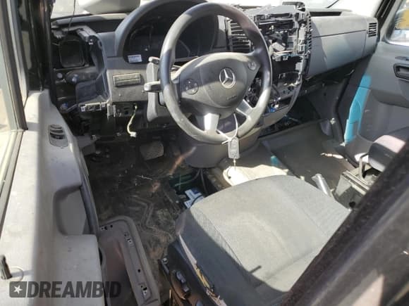 ✅ 2016 Mercedes-Benz Sprinter Passenger • VIN: WDZPE8CD3GP232932 • Лот: 77810164. Опубликован ранее на Copart с пробегом Не указан. Бесплатный доступ к архиву аукционных продаж из США и подробный отчёт об истории автомобиля на DreamBid. Изображение 8.