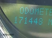 ✅ 2014 Chevrolet Silverado 2500HD High Country • VIN: 1GC1KXEG7EF172401 • Lot: 43634524. Wystawiony na IAAI z przebiegiem 171 448 mil. Bezpłatny archiwum sprzedaży aukcyjnych z USA i szczegółowy raport historii pojazdu na DreamBid. Zdjęcie 15.