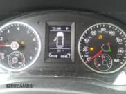 ✅ 2017 Volkswagen Tiguan S • VIN: WVGAV7AX2HK044684 • Lot: 29013278. Wystawiony na IAAI z przebiegiem 50 598 mil. Bezpłatny archiwum sprzedaży aukcyjnych z USA i szczegółowy raport historii pojazdu na DreamBid. Zdjęcie 7.