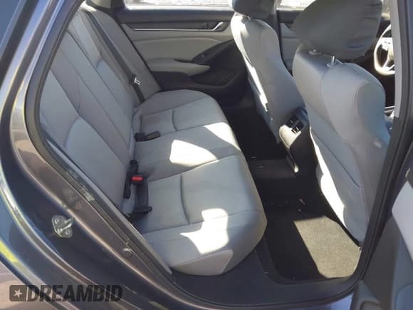 ✅ 2019 Honda Accord EX • VIN: 1HGCV1F43KA165991 • Lot: 43353070. Listed on IAAI with 86,089 mi. Free auction sales archive from the USA and detailed vehicle history report at DreamBid. Image 8.