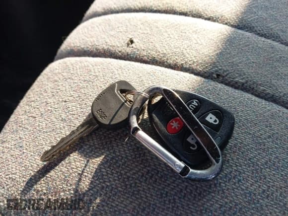 ✅ 2005 Chevrolet Express Cargo • VIN: 1GCGG25V551124759 • Лот: 43179952. Опубликован ранее на IAAI с пробегом 76 819 миль. Бесплатный доступ к архиву аукционных продаж из США и подробный отчёт об истории автомобиля на DreamBid. Изображение 11.