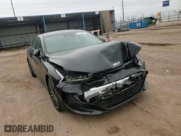 ✅ 2024 Kia K5 GT • VIN: 5XXG44J87RG255643 • Lot: 71752875. Wystawiony na Copart z przebiegiem 27 095 mil. Bezpłatny archiwum sprzedaży aukcyjnych z USA i szczegółowy raport historii pojazdu na DreamBid. Zdjęcie 13.