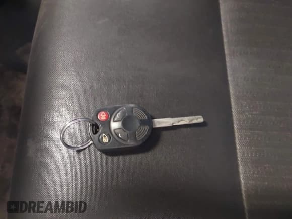 ✅ 2015 Ford Transit Cargo • VIN: 1FTNE1YG9FKB08497 • Lot: 42106682. Listed on IAAI with 158,992 mi. Free auction sales archive from the USA and detailed vehicle history report at DreamBid. Image 11.