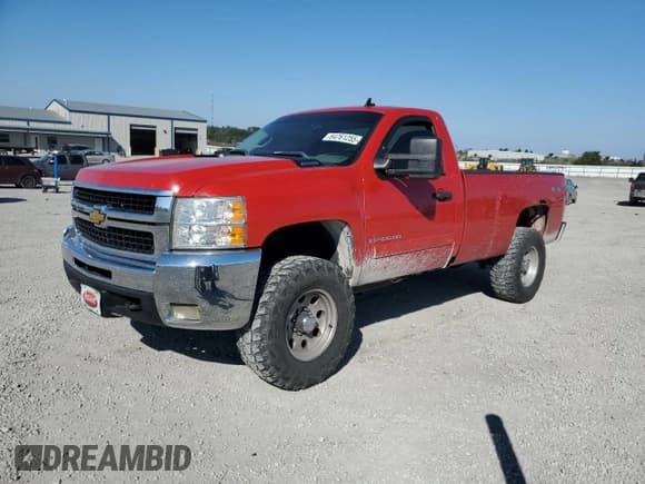 ✅ 2007 Chevrolet Silverado 2500HD 1LT • VIN: 1GCHK24K77E543931 • Lot: 84761255. Wystawiony na Copart z przebiegiem 232 308 mil. Bezpłatny archiwum sprzedaży aukcyjnych z USA i szczegółowy raport historii pojazdu na DreamBid. Zdjęcie 1.