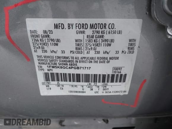 ✅ 2023 Ford Explorer ST • VIN: 1FM5K8GC4PGB71717 • Lot: 41778343. Wystawiony na IAAI z przebiegiem 17 502 mil. Bezpłatny archiwum sprzedaży aukcyjnych z USA i szczegółowy raport historii pojazdu na DreamBid. Zdjęcie 9.