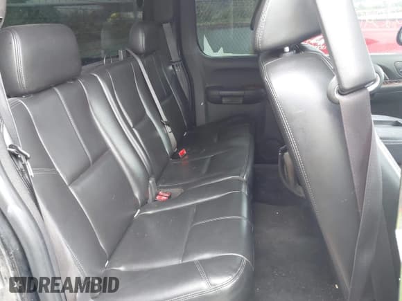 ✅ 2007 Chevrolet Silverado 1500 2LT • VIN: 2GCEK19J571566770 • Lot: 42346907. Listed on IAAI with 246,551 mi. Free auction sales archive from the USA and detailed vehicle history report at DreamBid. Image 8.