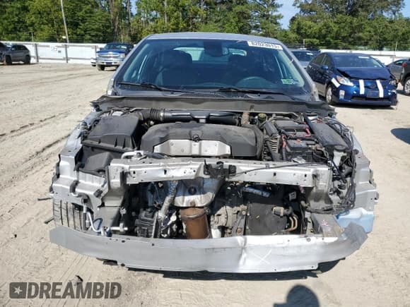 ✅ 2015 Chevrolet Malibu LT • VIN: 1G11C5SL0FF113316 • Lot: 82023015. Listed on Copart with 113,130 mi. Free auction sales archive from the USA and detailed vehicle history report at DreamBid. Image 5.