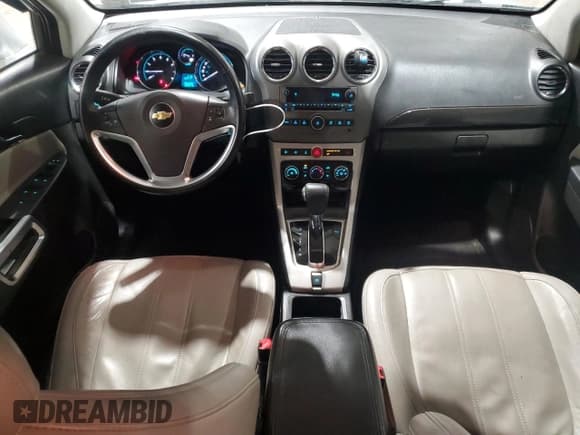 ✅ 2013 Chevrolet Captiva Sport LTZ • VIN: 3GNAL4EK3DS612499 • Lot: 46884585. Wystawiony na Copart z przebiegiem 58 086 mil. Bezpłatny archiwum sprzedaży aukcyjnych z USA i szczegółowy raport historii pojazdu na DreamBid. Zdjęcie 8.