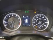 ✅ 2019 Hyundai Santa Fe SE • VIN: 5NMS23AD4KH020406 • Лот: 56236005. Опубликован ранее на Copart с пробегом 107 972 миль. Бесплатный доступ к архиву аукционных продаж из США и подробный отчёт об истории автомобиля на DreamBid. Изображение 9.