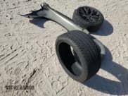 ✅ 2014 Dodge Challenger R/T 100th Anniversary Appearance • VIN: 2C3CDYBT9EH139686 • Lot: 77884744. Wystawiony na Copart z przebiegiem 110 777 mil. Bezpłatny archiwum sprzedaży aukcyjnych z USA i szczegółowy raport historii pojazdu na DreamBid. Zdjęcie 14.