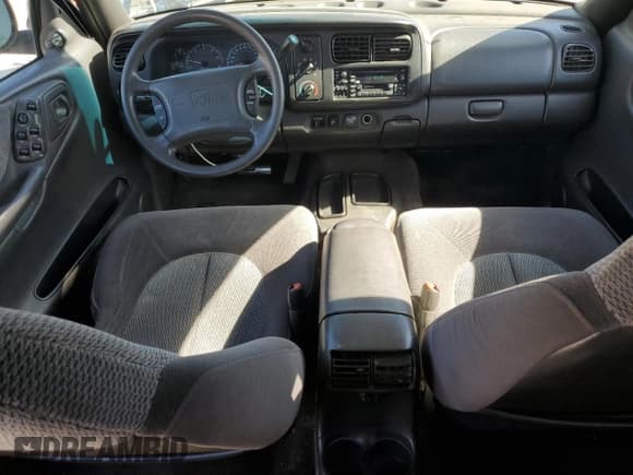 ✅ 2000 Dodge Durango • VIN: 1B4HR28Z3YF297245 • Лот: 89895035. Опубликован ранее на Copart с пробегом 194 740 миль. Бесплатный доступ к архиву аукционных продаж из США и подробный отчёт об истории автомобиля на DreamBid. Изображение 8.