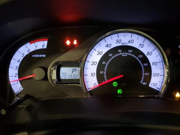 ✅ 2011 Toyota Sienna SE • VIN: 5TDXK3DC0BS120847 • Lot: 81500935. Listed on Copart with 201,932 mi. Free auction sales archive from the USA and detailed vehicle history report at DreamBid. Image 9.