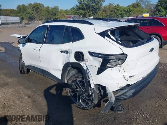 2024 Chevrolet Trax 2RS with VIN KL77LJE23RC158492, listed as a IAAI auction lot 43164357 with 23,790 mi miles and . Bid and sale history available at DreamBid. Image 3.