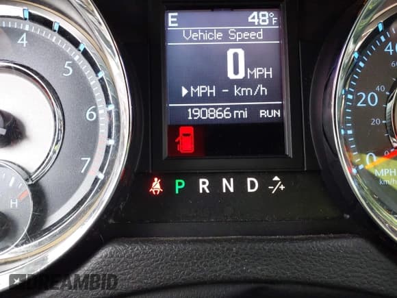 ✅ 2014 Chrysler Town & Country Touring • VIN: 2C4RC1BG1ER225555 • Lot: 43650003. Wystawiony na IAAI z przebiegiem 190 866 mil. Bezpłatny archiwum sprzedaży aukcyjnych z USA i szczegółowy raport historii pojazdu na DreamBid. Zdjęcie 15.