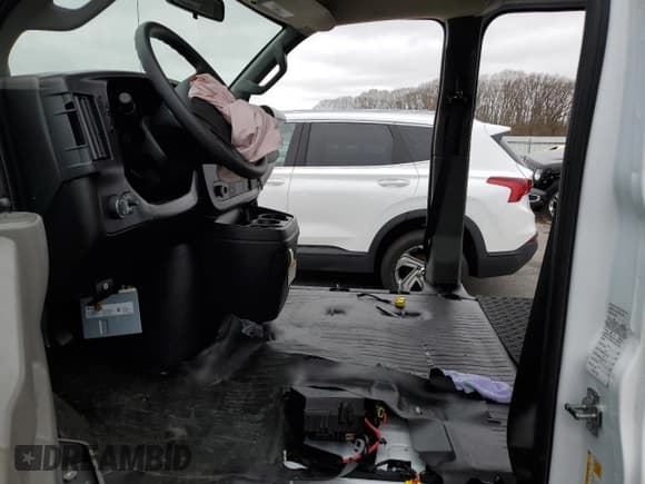 ✅ 2024 Chevrolet Express Cargo • VIN: 1GCWGAFPXR1264124 • Lot: 49494635. Listed on Copart with Not provided. Free auction sales archive from the USA and detailed vehicle history report at DreamBid. Image 7.