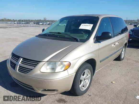 ✅ 2006 Dodge Caravan SXT • VIN: 1D4GP45R26B602097 • Lot: 43888656. Wystawiony na IAAI z przebiegiem 169 068 mil. Bezpłatny archiwum sprzedaży aukcyjnych z USA i szczegółowy raport historii pojazdu na DreamBid. Zdjęcie 2.